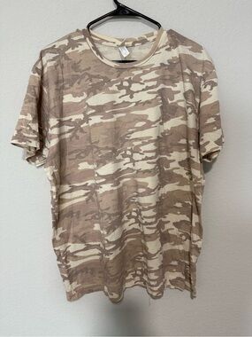 Men's Short-Sleeve Beige Camo Crewneck Tee NWOT size L